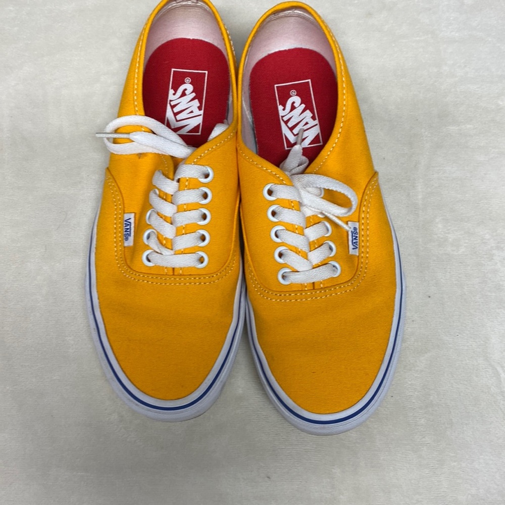 Like new orange VANS